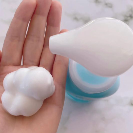Gokujyun Hyaluronic Acid Bubble Foaming Cleanser